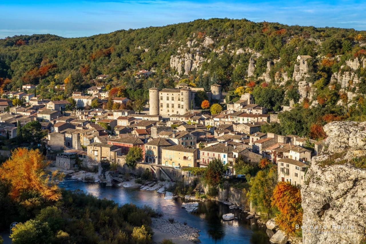 Mas Saint Antoine Villa Bourg-Saint-Andeol Bagian luar foto